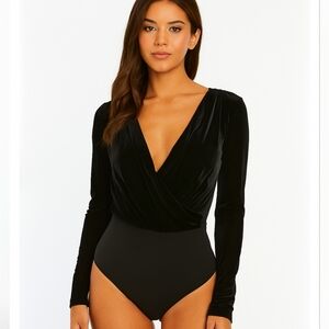 Flying Tomato NWT Black Velvet Bodysuit Medium